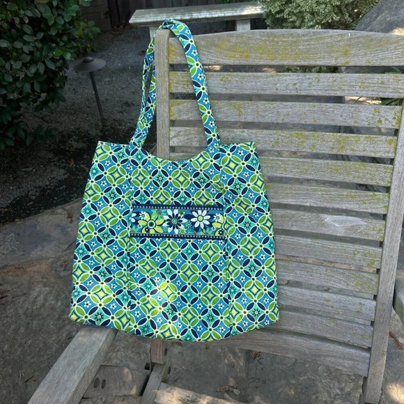 Vera Bradley Libby Daisy Bucket Bag Canvas Tote NWOT - Picture 9 of 10
